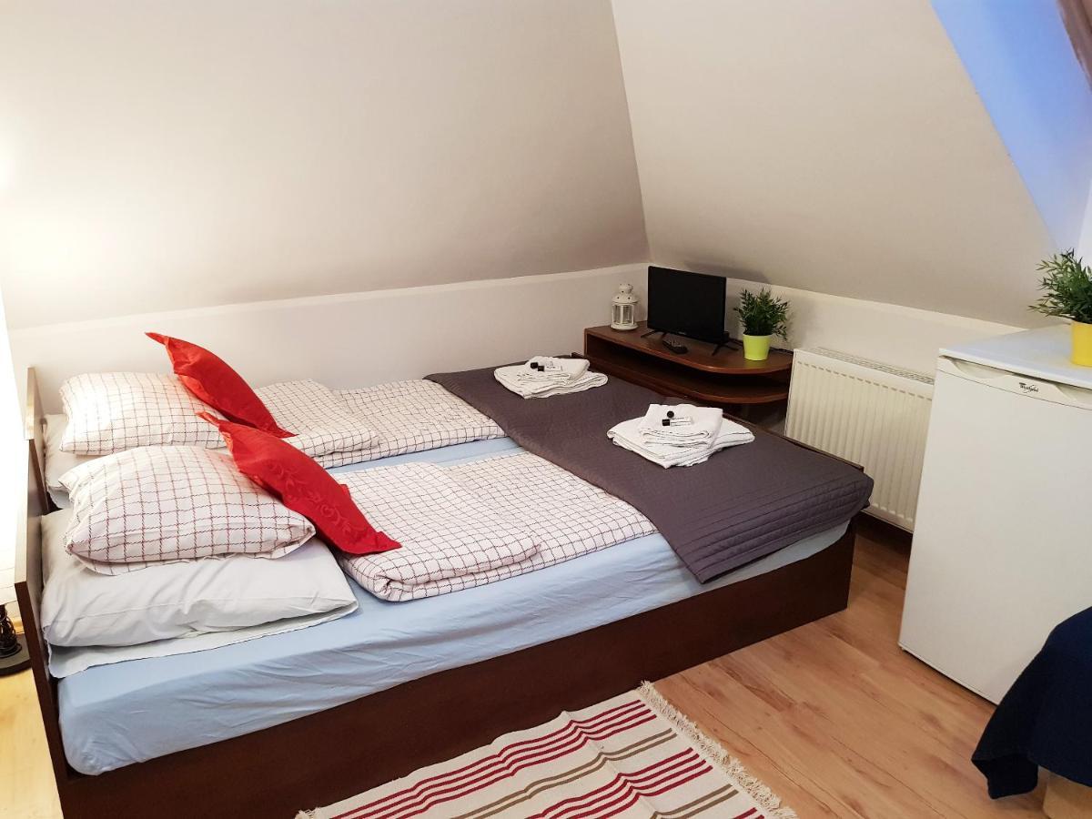 Bed and Breakfast Balaton Rowy à Rowy  Extérieur photo