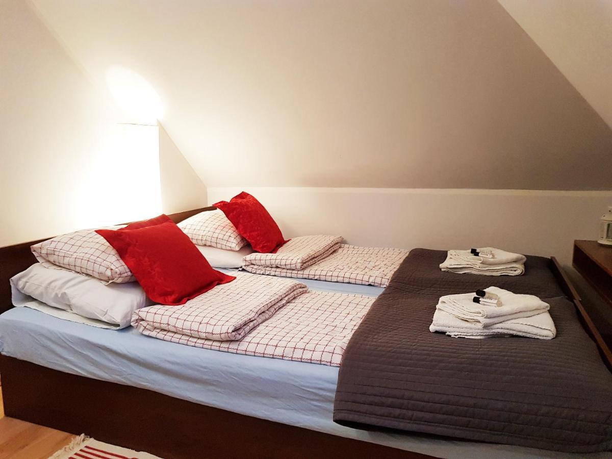Bed and Breakfast Balaton Rowy à Rowy  Extérieur photo